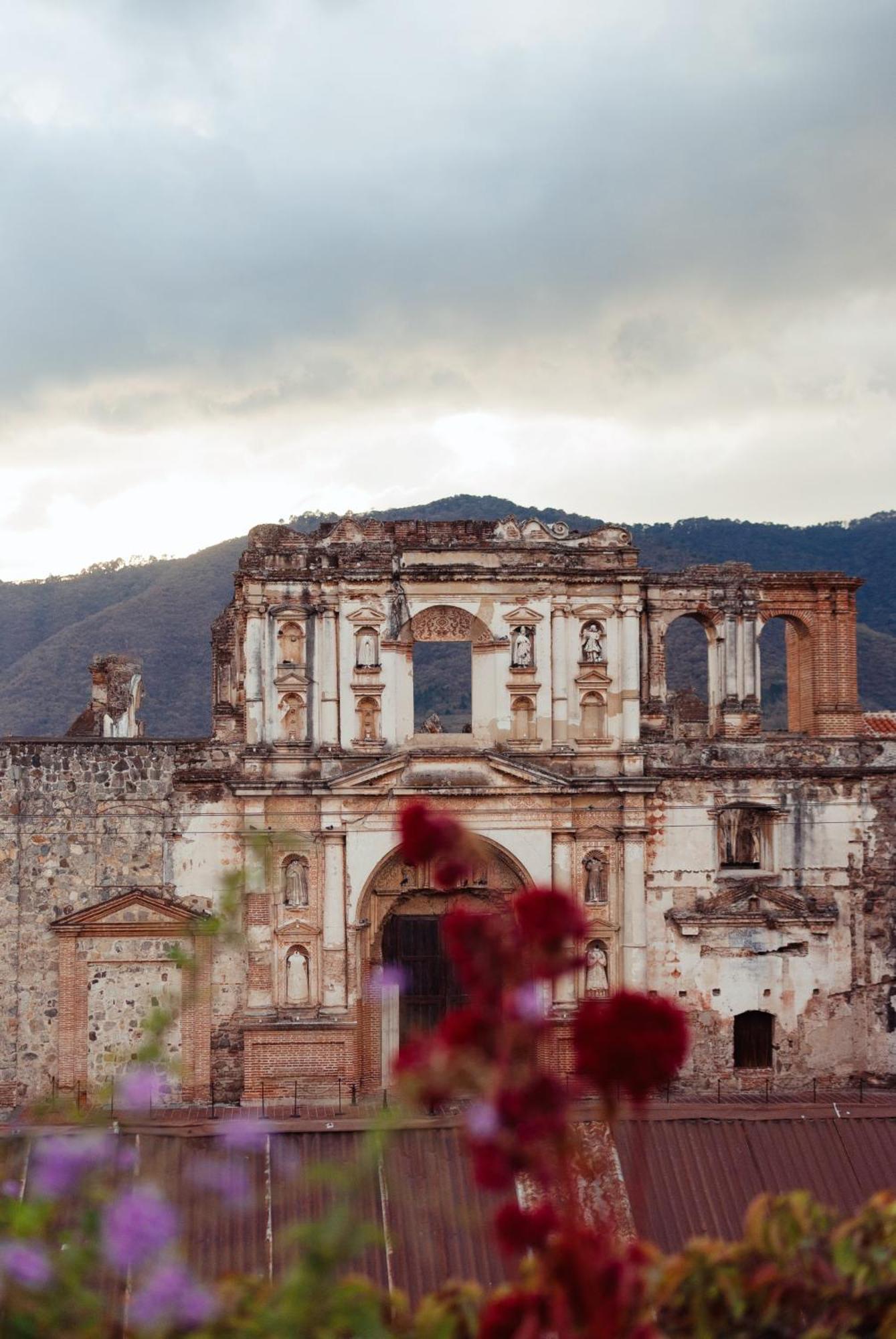 Hotel Gran Plaza Euromaya Antigua Bagian luar foto