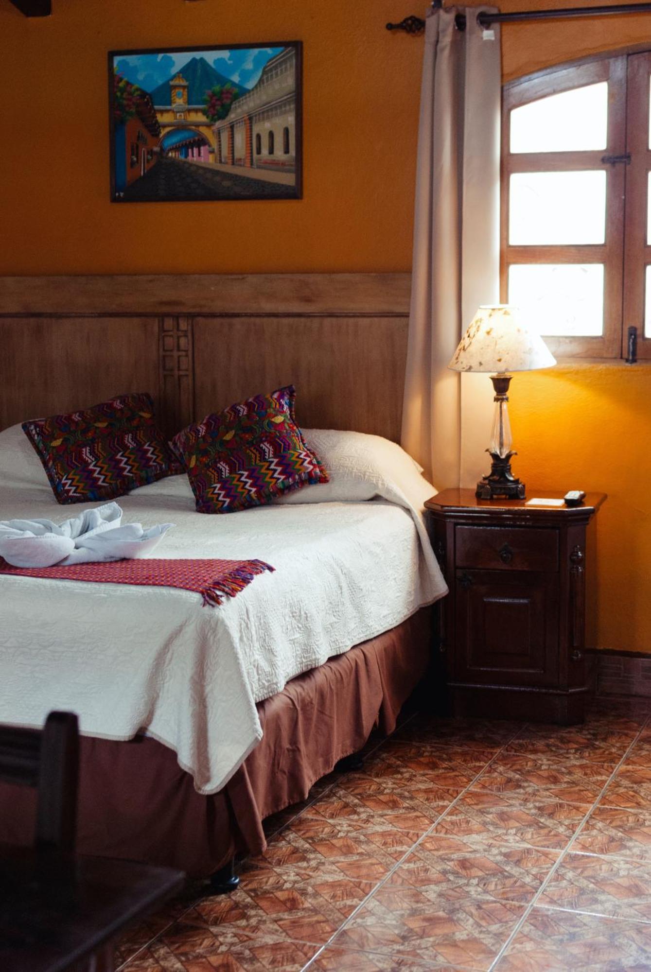 Hotel Gran Plaza Euromaya Antigua Bagian luar foto