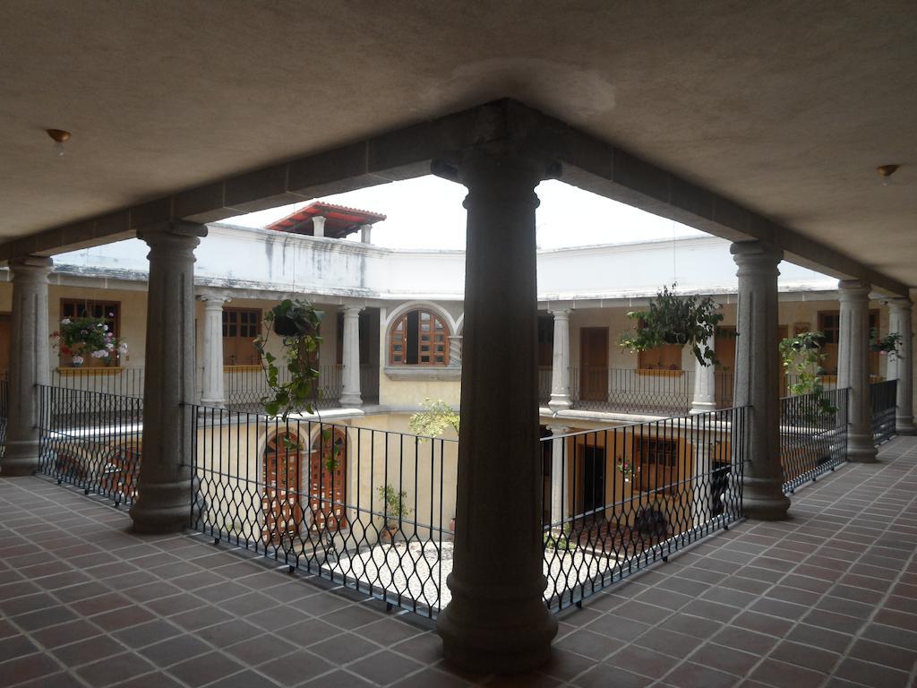 Hotel Gran Plaza Euromaya Antigua Bagian luar foto