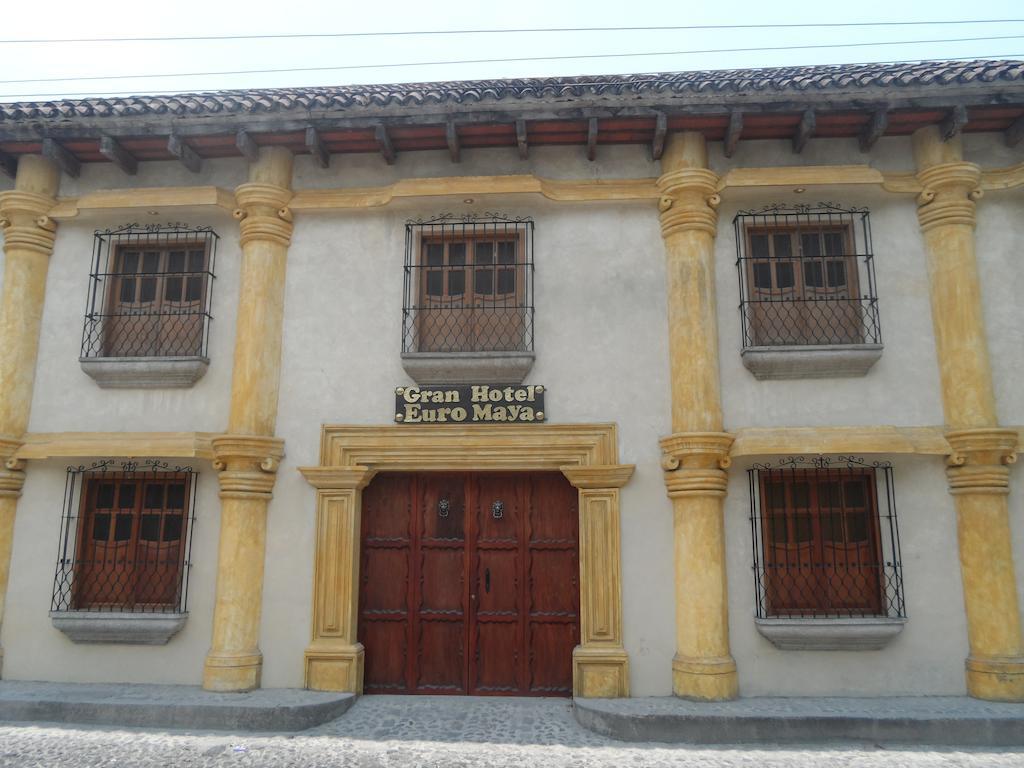 Hotel Gran Plaza Euromaya Antigua Bagian luar foto