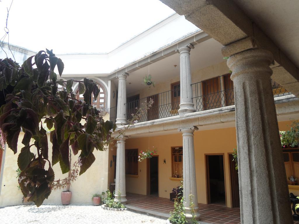 Hotel Gran Plaza Euromaya Antigua Bagian luar foto