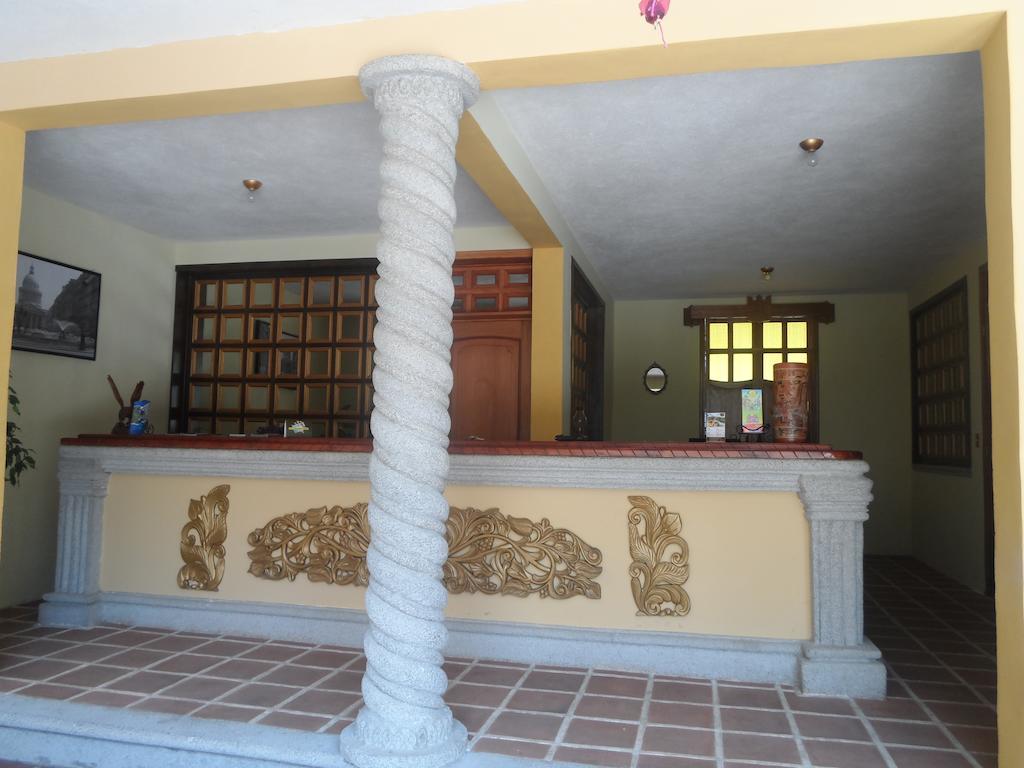 Hotel Gran Plaza Euromaya Antigua Bagian luar foto